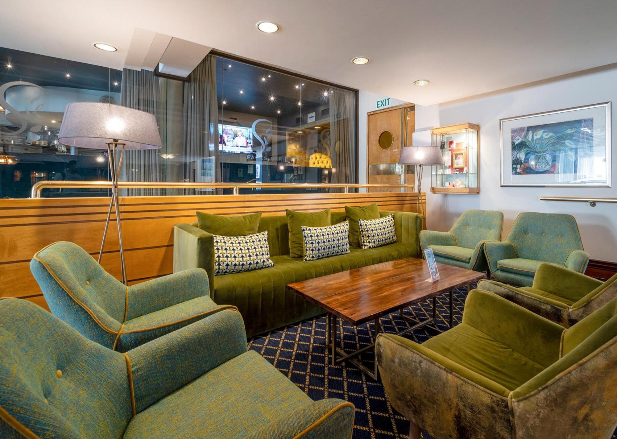 Hotel Peninsula By Dream 4*