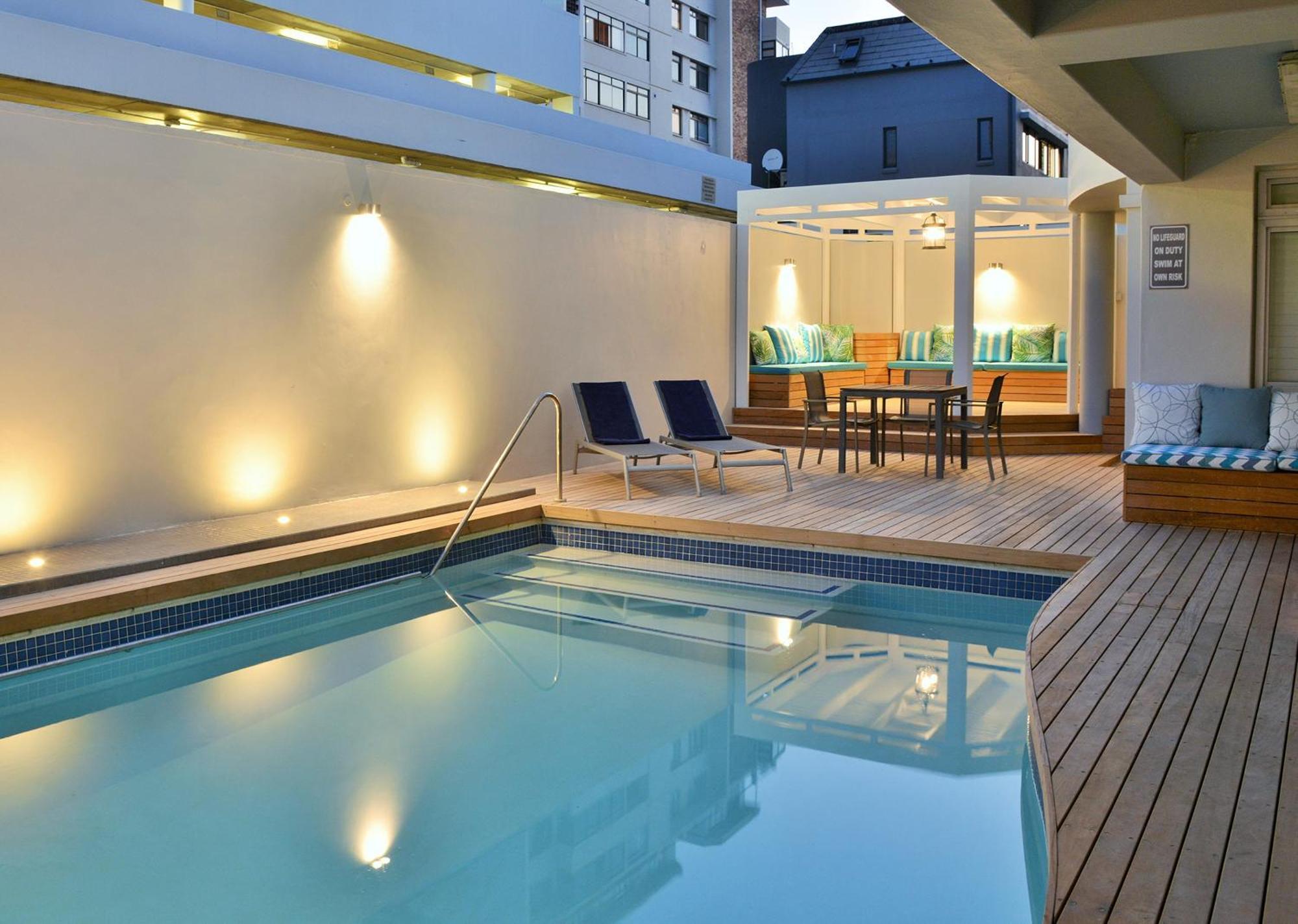 Hotel Peninsula By Dream